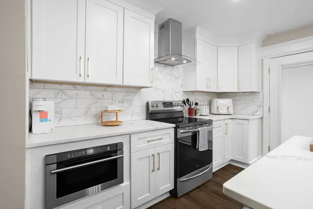 kitchen cabinets & countertops  in Cabinets & Countertops in Barrie - Image 6