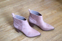 NEW - Ladies Size 9.5 Suede Boots - Beige Color