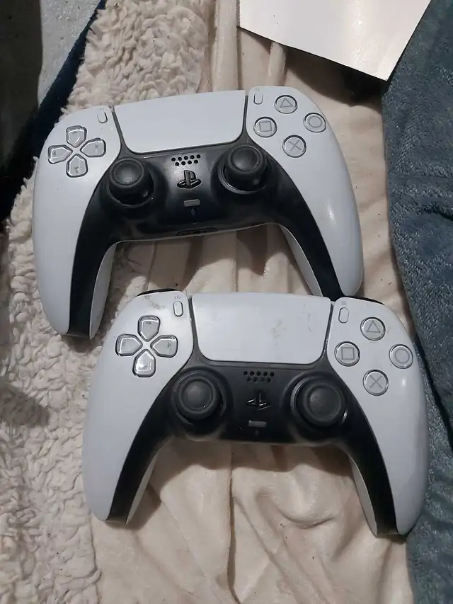 ps5 controllers 64840218693379120