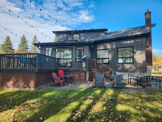 Waterfront Vacation Rental with Hot tub in Ontario in Canada - Image 2