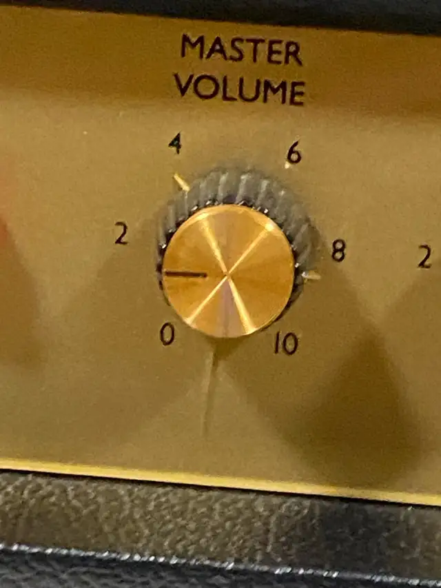 METROPOULOS  METRO-PLEX 100 in Amps & Pedals in West Island - Image 11