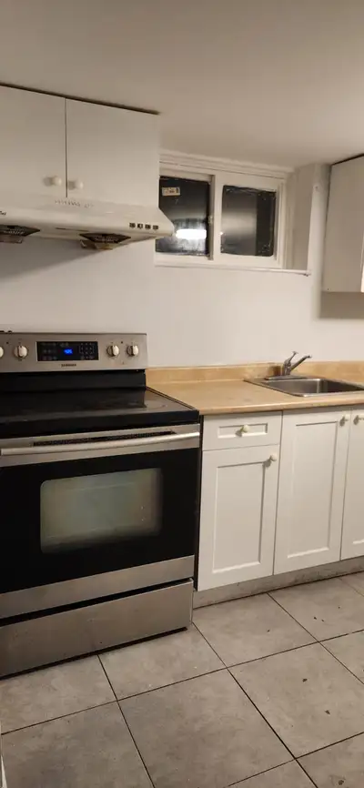 Spacious two bedroom basement close to shopping malls, highly rated schools, shopping malls, parks a...