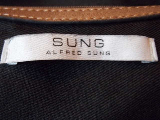 ALFRED SUNG PURSE in Women's - Bags & Wallets in Hamilton - Image 2