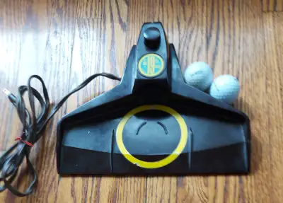 THE 19TH HOLE VINTAGE BIRDIE PUTTING AID ELECTRIC BALL RETURN, View more