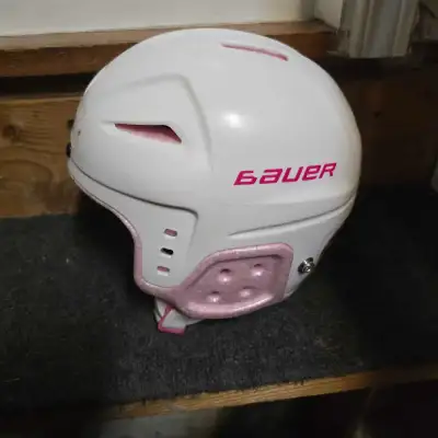 Bauer Ice Hockey Skating Helmet Girls 6-6.5, View more
