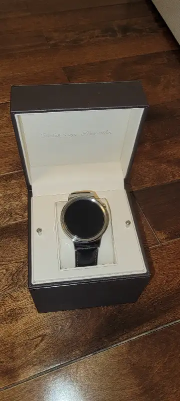 Selling a Huawei Watch (Android Wear), excellent condition. Watch Specifications: Model: Huawei Watc...