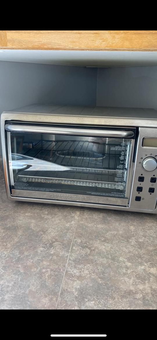 Convection/toaster oven  in Toasters & Toaster Ovens in Corner Brook