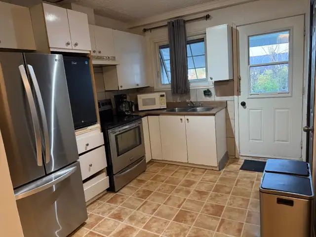 Chambre à louer dans un grand 5 et demi idéale pour étudiants in Room Rentals & Roommates in Longueuil / South Shore - Image 7