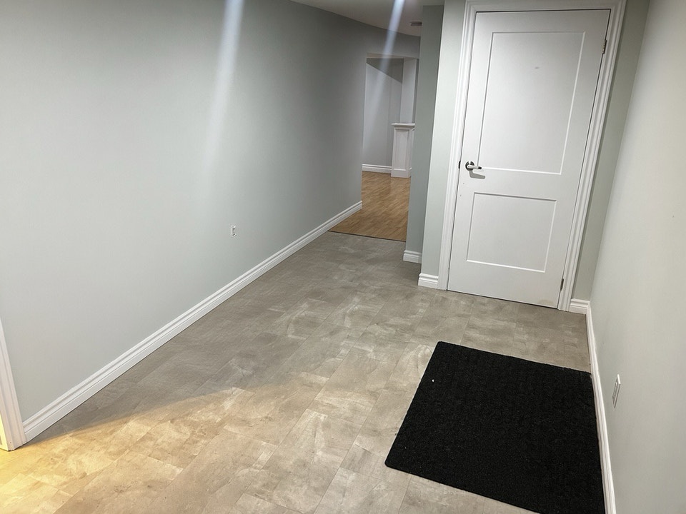 Fully separate 1 bedroom basement apartment 2