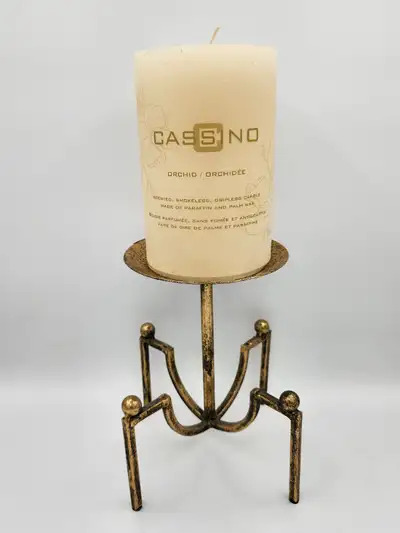 Cassino candle holder with orchid candle brand new / chandelle, View more