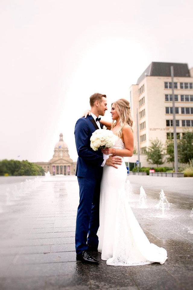 Professional Wedding Photographer - St. Albert in Wedding in St. Albert - Image 3