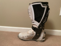 Forma dirt bike boots