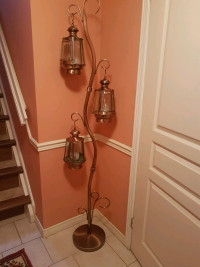 Candle lantern stand