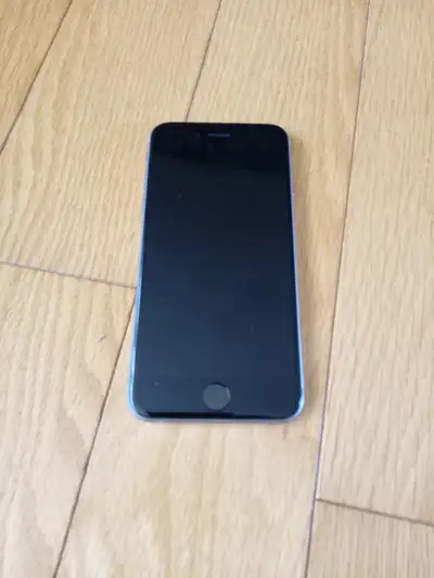 iPhone Apple - won't turn on, View more