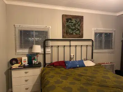 Looking for somewhere to stay for stampede (or any time in July)? This 3 bedroom home can sleep 7 wi...