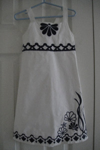 GYMBOREE Girl White Dress w/Blue-Seashell/Sealife Design Size 6