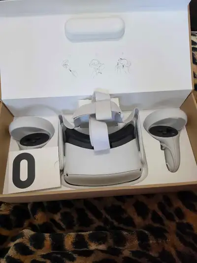 Oculus Quest 2, View more