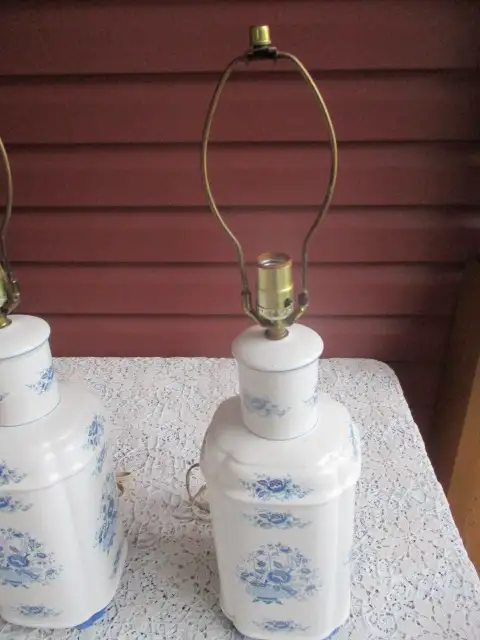Beautiful Set of Living Room Lamps with Shades in Indoor Lighting & Fans in New Glasgow - Image 8