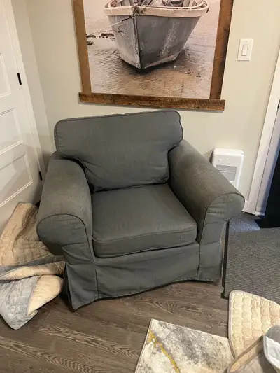 2canape et table de sslon, View more