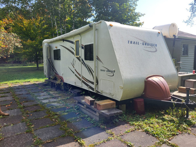Trail - Cruiser by R-VISION for sale in Travel Trailers & Campers in Barrie