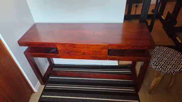 Stylish Solid Oak Table in Other Tables in Saskatoon - Image 3