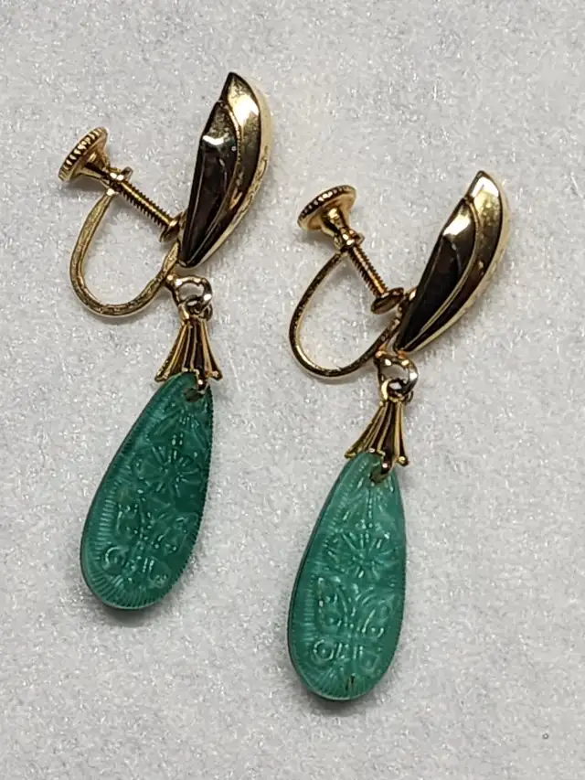 Vintage Earrings in Jewellery & Watches in Calgary - Image 3