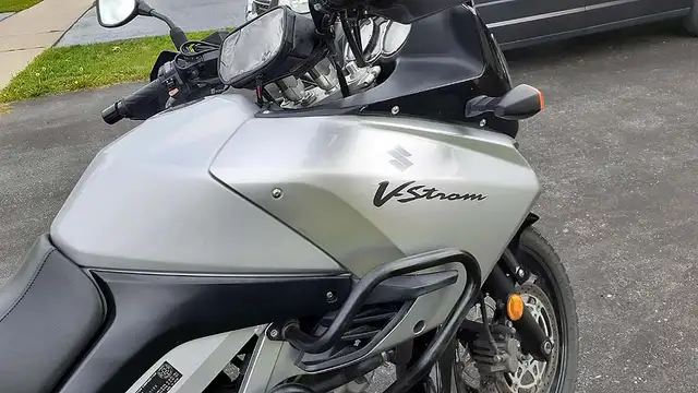 Fantasic V-Strom 1000 for Sale in Sport Touring in Belleville - Image 11