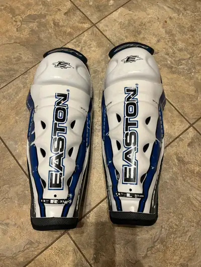 Easton Synergy 12” Shin pads , View more