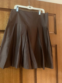Cute round brown skirt - women small V