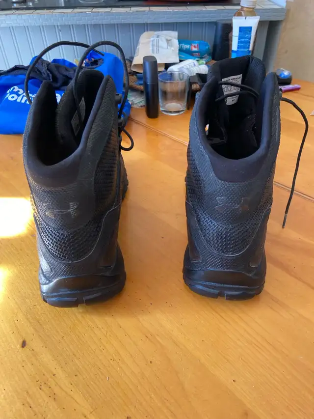 bottes d’hiver in Men's Shoes in Laval / North Shore - Image 8