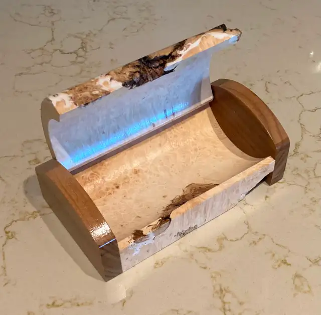 HAND CRAFTED WOODEN BOX