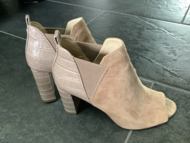 Ladies size 7 Marc Jacobs bootie in Women's - Shoes in St. Catharines