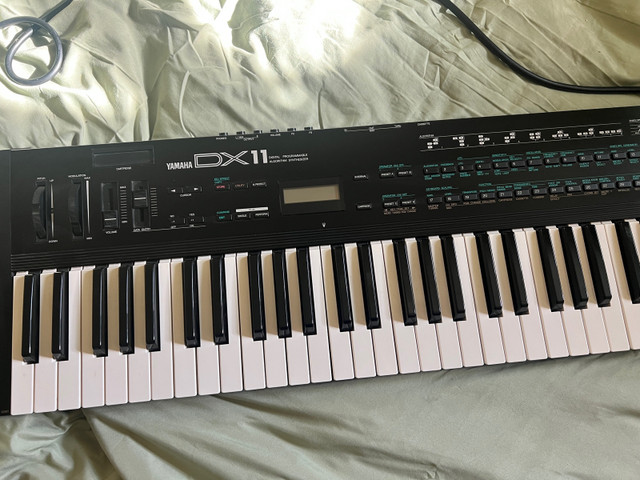 RARE Yamaha Dx11 Fm Synth in Pianos & Keyboards in Mississauga / Peel Region - Image 3