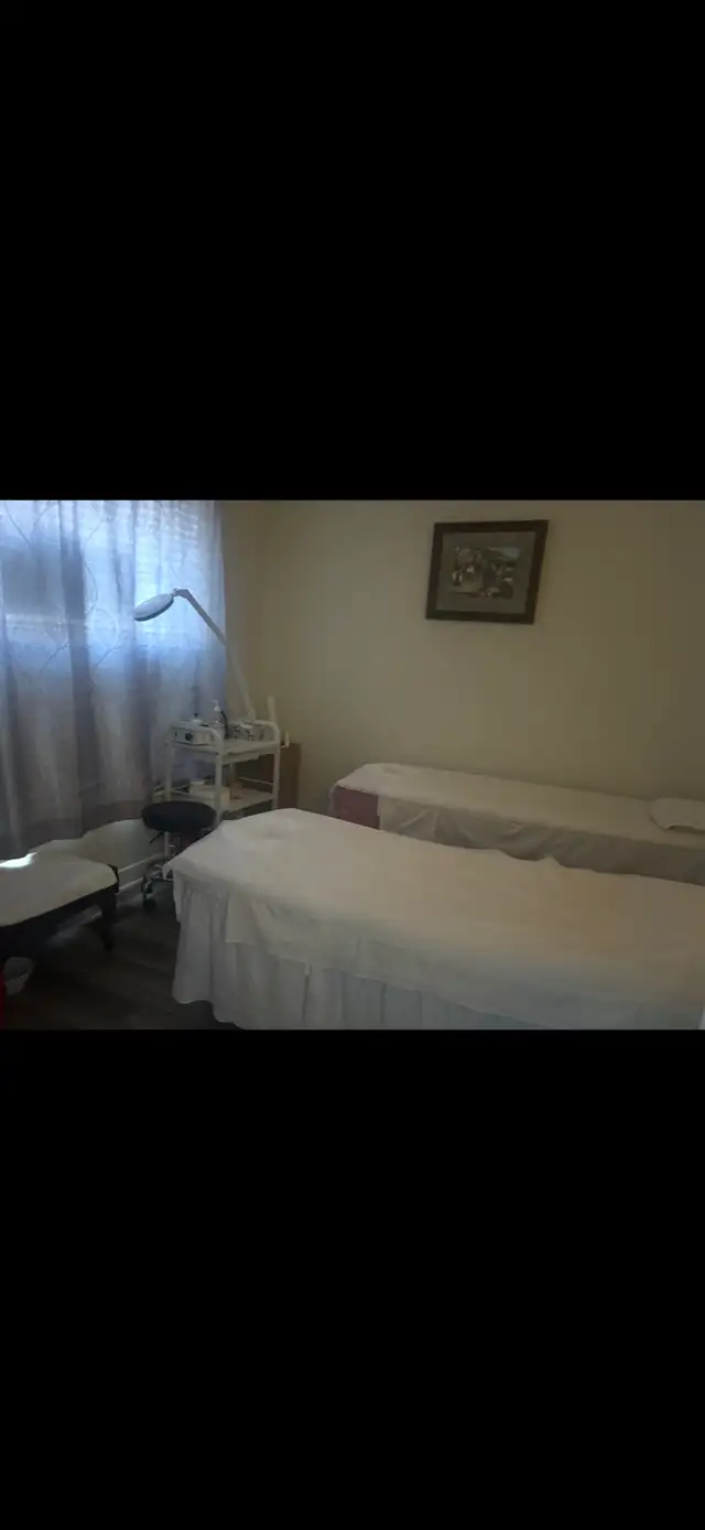 Best Massage In Oakville ***** in Massage Services in Oakville / Halton Region - Image 5