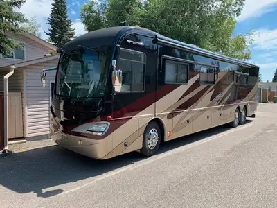 2009 Class A Tag axle Diesel Pusher