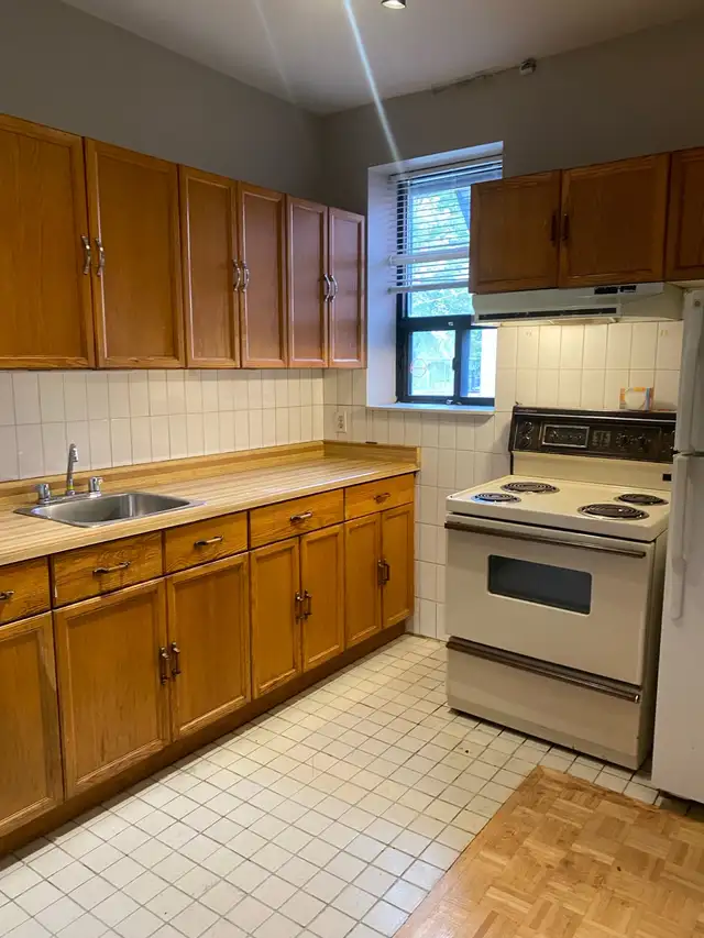 1 bedroom - Greektown63838173110659121