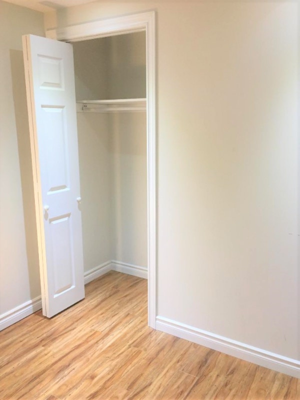Single Room for Rent Sheppard/Warden Corner Room Rentals