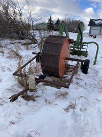 Feed wheel wagon