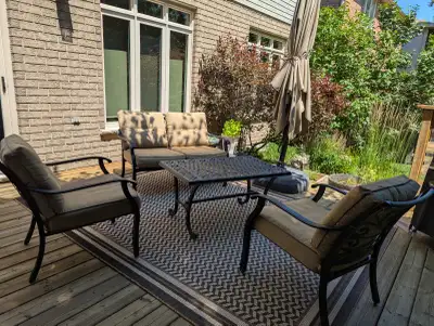 4 PC Aluminium frame patio set - excellent condition, View more
