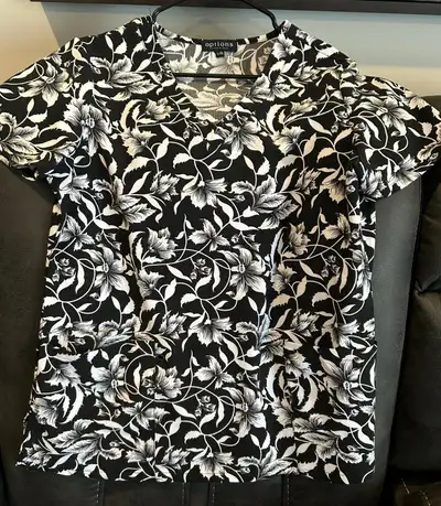 RN/PSW Scrub Tops Women **NEW CONDITION**, View more