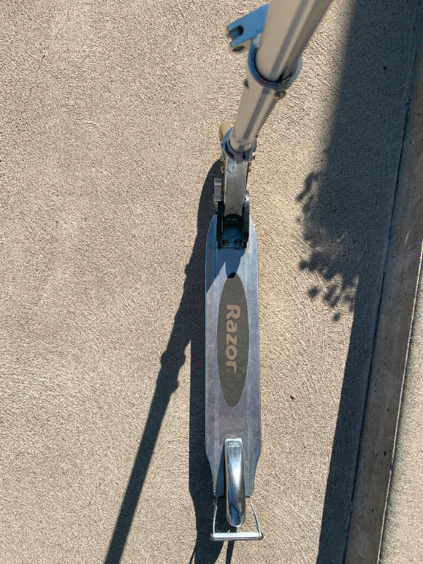 Razor Scooter in Other in Hamilton - Image 2