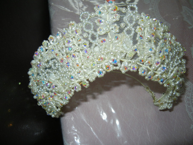 Crown glittering tiara with detachable mid length veil in Wedding in Leamington - Image 2