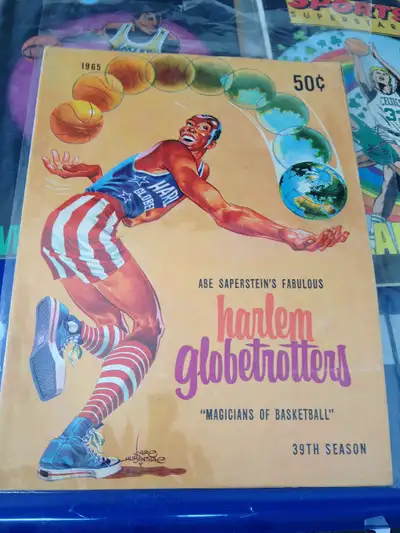 VINTAGE 1965 HARLEM GLOBETROTTERS BOOKLET - PARKER PICKERS -, View more