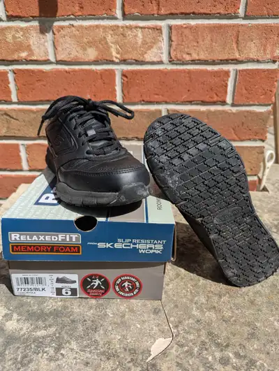 Women's slip resistant shoes Size#6 for sale, View more