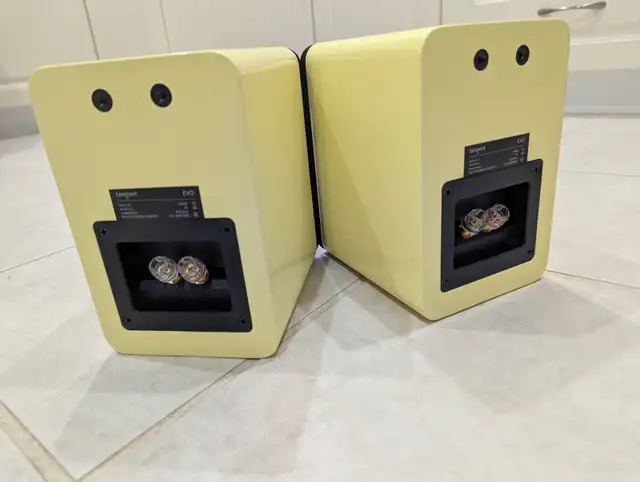 Quality Tangent Audio EVO 2-Way Hi-Fi Speakers in Yellow - MINT in Speakers in Markham / York Region - Image 3