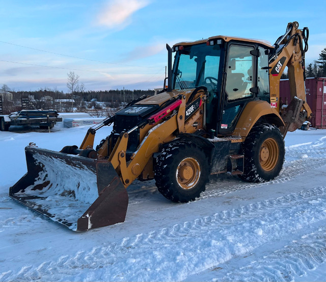2015 Cat 420F2it Backhoe in Heavy Equipment in Sudbury