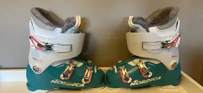 Nordica Speedmachine 3 Ski Boots Size 25.5. Windermere Pickup, View more