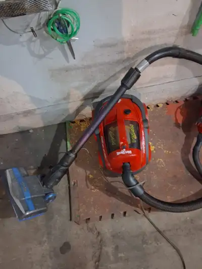 Dirt Devil Vision 12 amp Vacuum $19 works great, View more