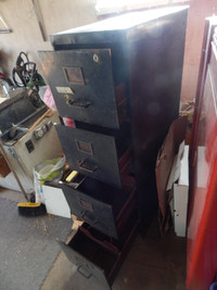 4 Drawer Steel Filling Cabinet/ Makes great Storage