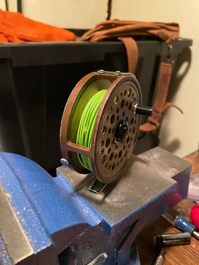 Vintage Fly Fishing Reel - Eagle Claw -  Hardy Clone in Fishing, Camping & Outdoors in City of Toronto - Image 5